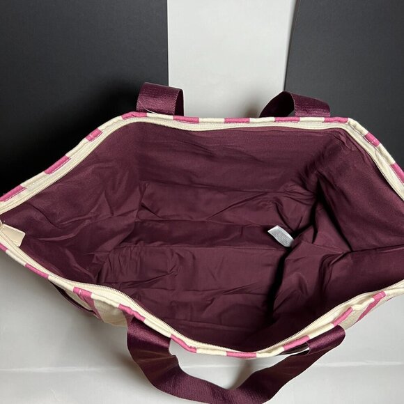 Victoria Secret Pink Weekender Tote Bag Logo Beach Gym Pool Travel Bag Zipper - Picture 12 of 14